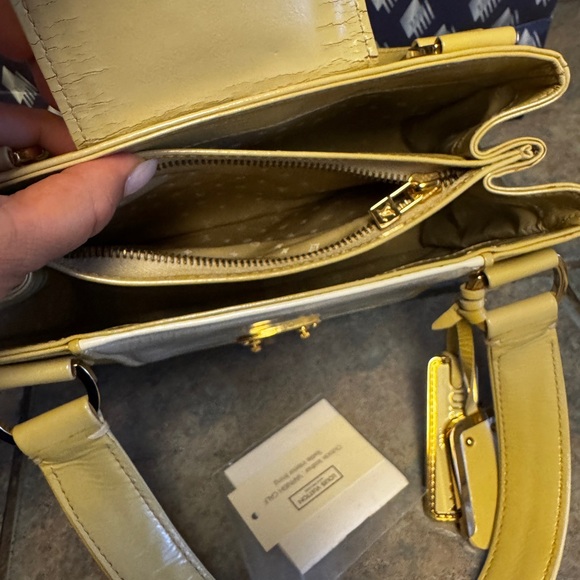 LOUIS VUITTON Vernis Cruise line Sac Picolour Hand Bag Beige/yellow - Picture 11 of 14